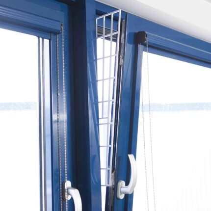 Trixie Aizsardzības restes logiem, sānu daļai Protective grille for tilt windows, side panel, 62 × 16/7 cm, 1 gab